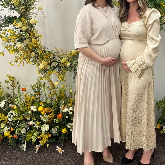 MANGO pleated Cream Maxi Dress Size 4 - Picture 6 of 6